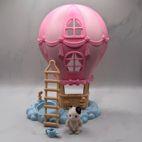 Calico Critters/ Sylvanian Families Baby Balloon Playhouse (some items missing) - Picture 1 of 8
